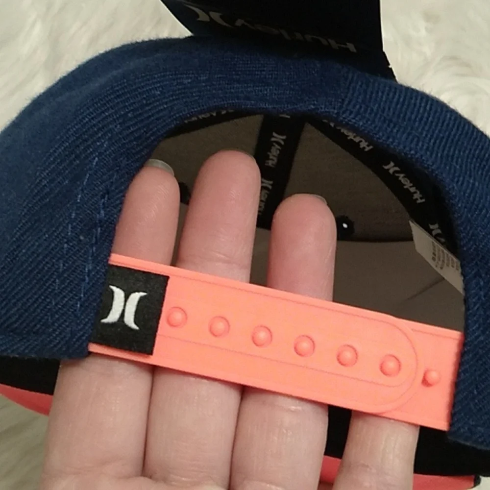 NWT Hurley Youth Snap Back Hat HTF In New Condition - Picture 14 of 14